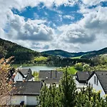 Brandneues Apartment, Top-Lage, See & Berge, Sauna