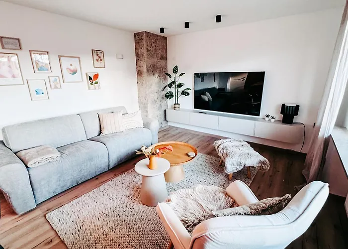 Brandneues Apartment, Top-Lage, See & Berge, Sauna